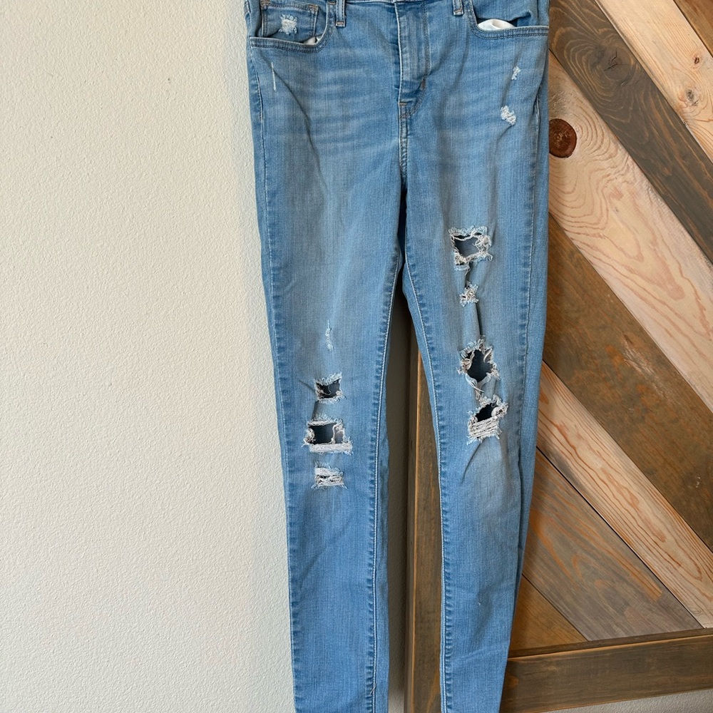Levi’s 730 High Rise Super Skinny